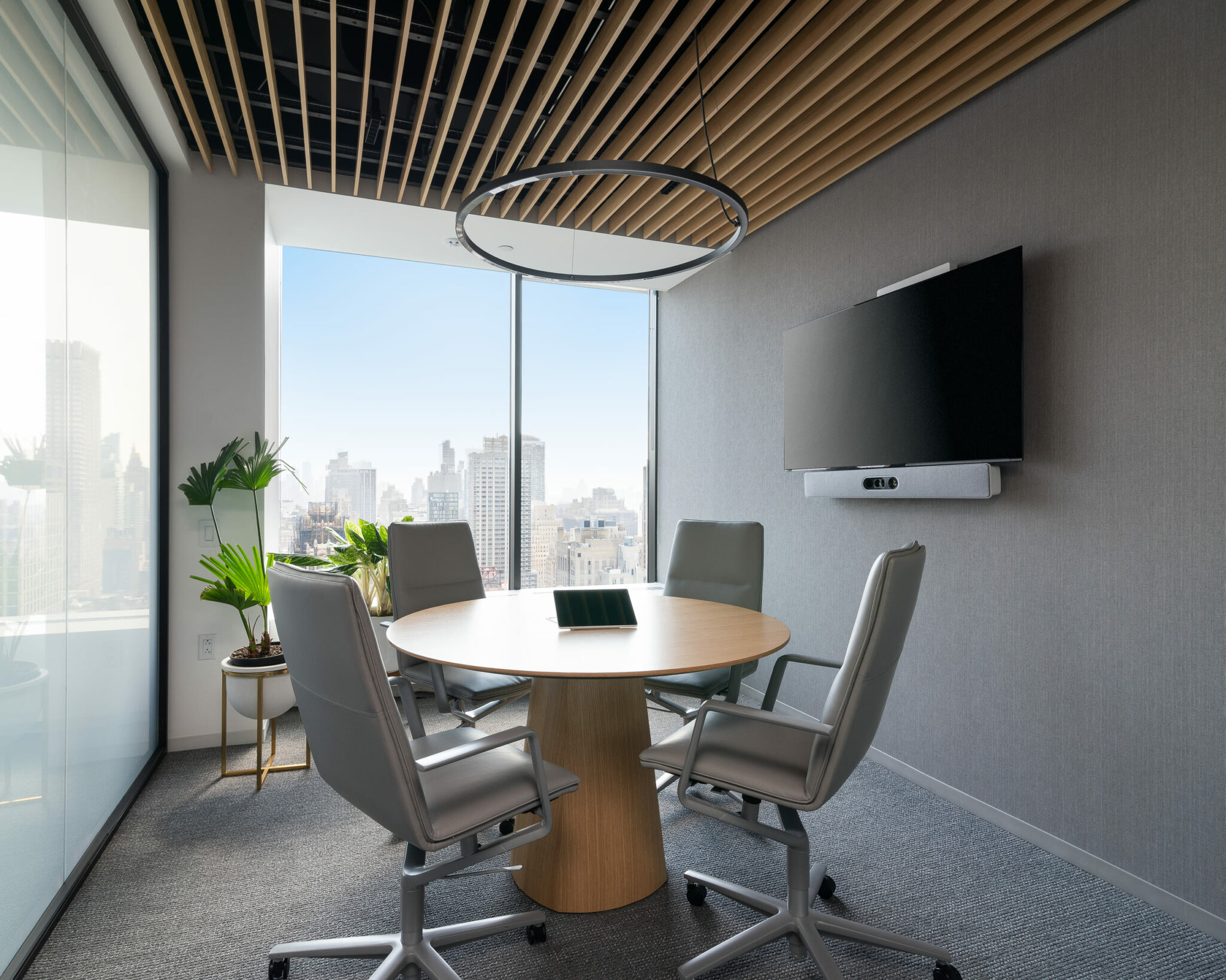Focus Studio | End-to-End Workplace Design